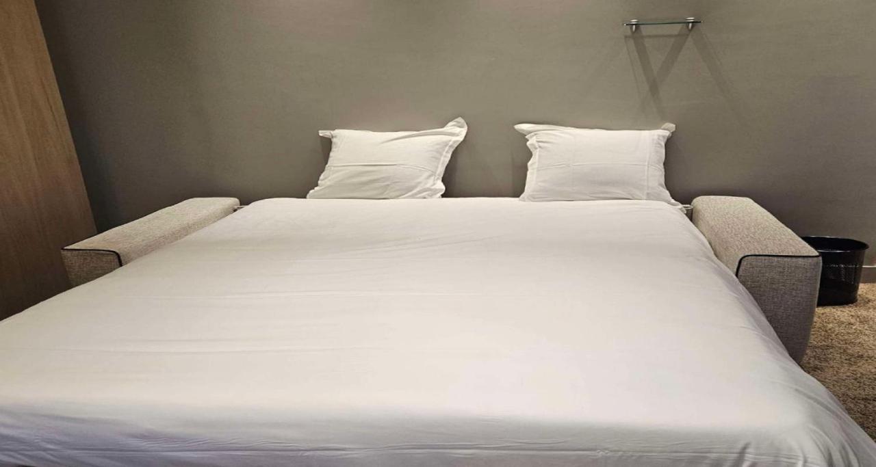 Hotel Apolonia Paris Montmartre; Sure Hotel Collection By Best Western المظهر الخارجي الصورة